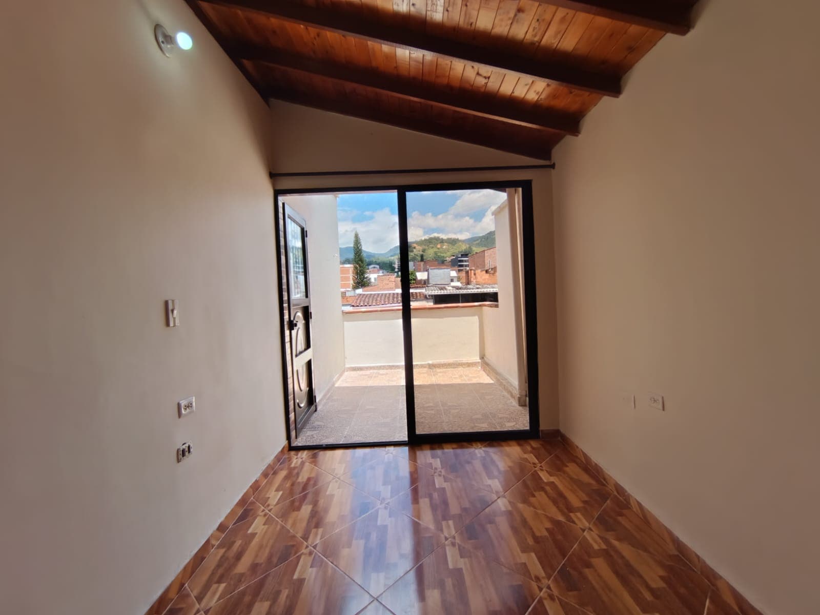 Apartamento en arriendo en Santa Mónica, La America, Medellín — foto 5 de 20