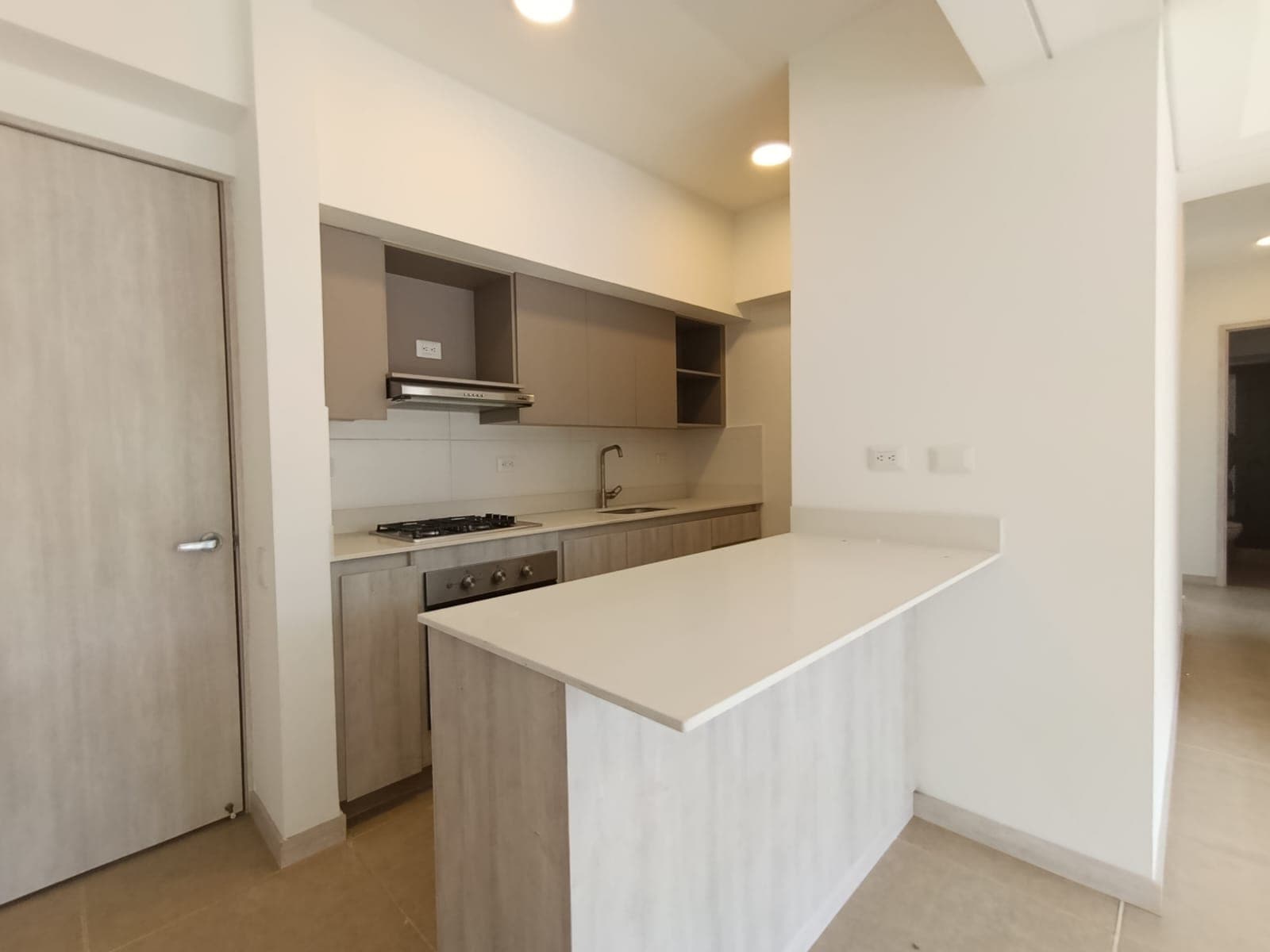 Apartamento en arriendo en Ciudad Del Rio, El Poblado, Medellín — foto 1 de 20