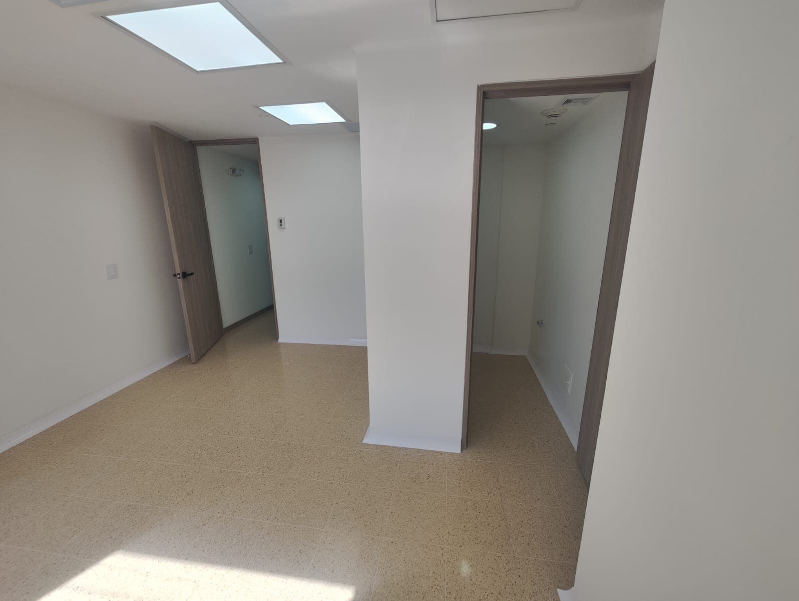 Consultorio en arriendo en San Diego, El Poblado, Medellín — foto 5 de 8