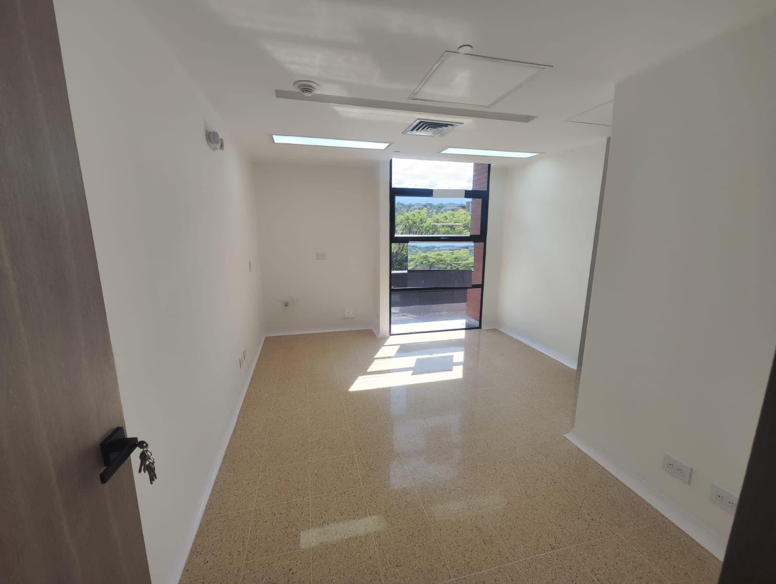 Consultorio en arriendo en San Diego, El Poblado, Medellín — foto 4 de 8