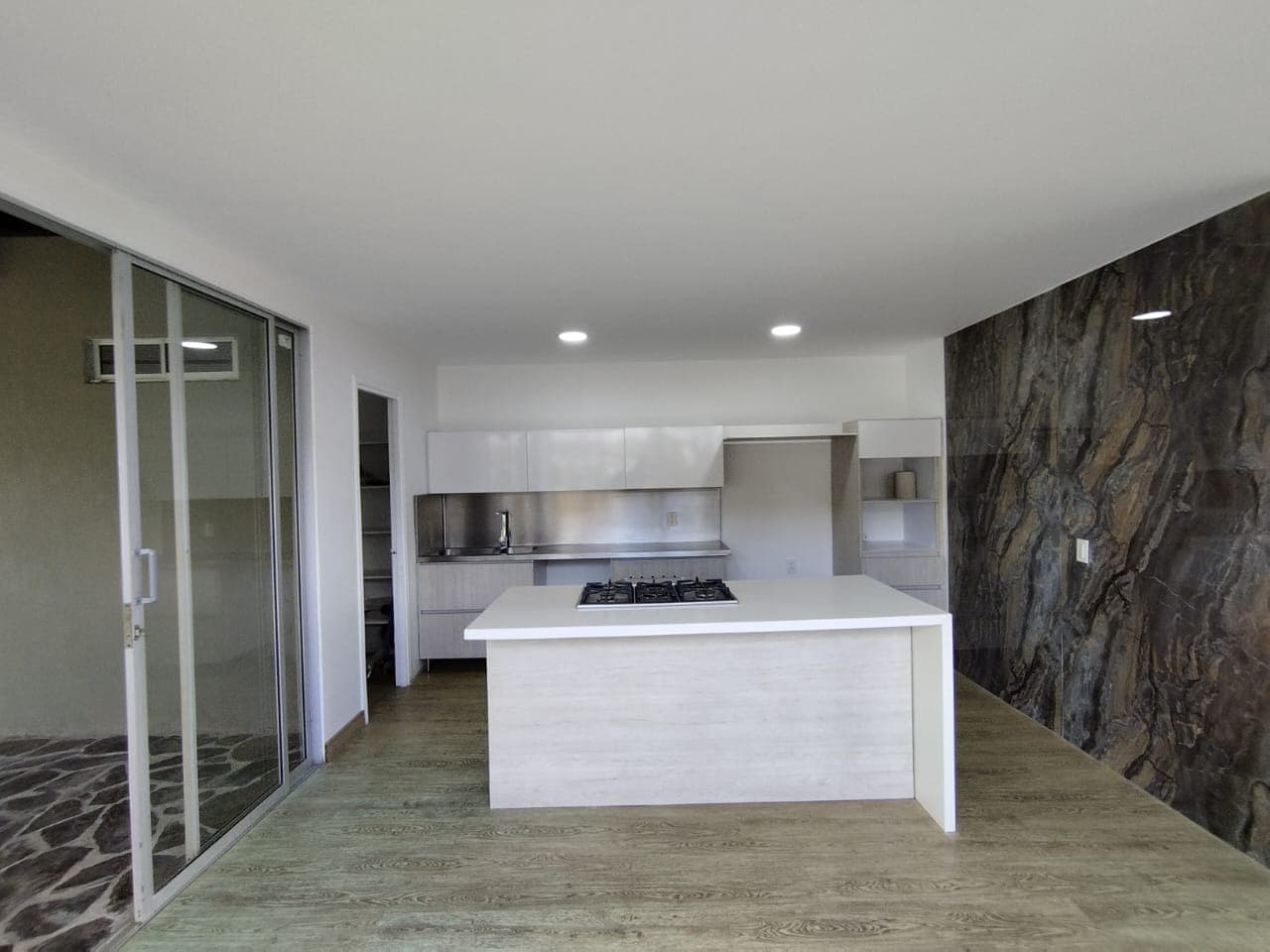 Casa Vivienda en arriendo en Loma Del Escobero, Envigado — foto 3 de 20