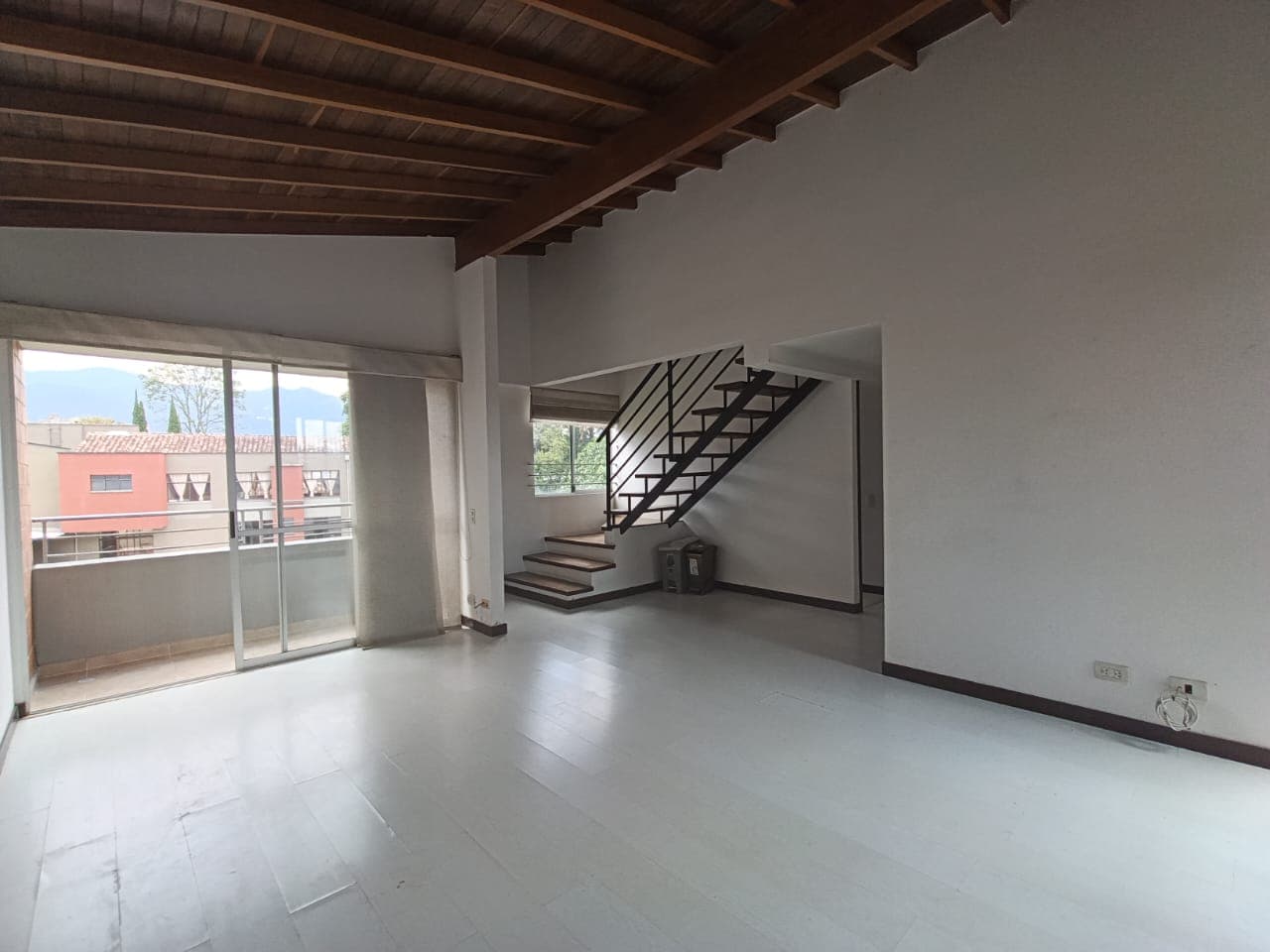 Apartamento en arriendo en Cumbres, Envigado — foto 2 de 20