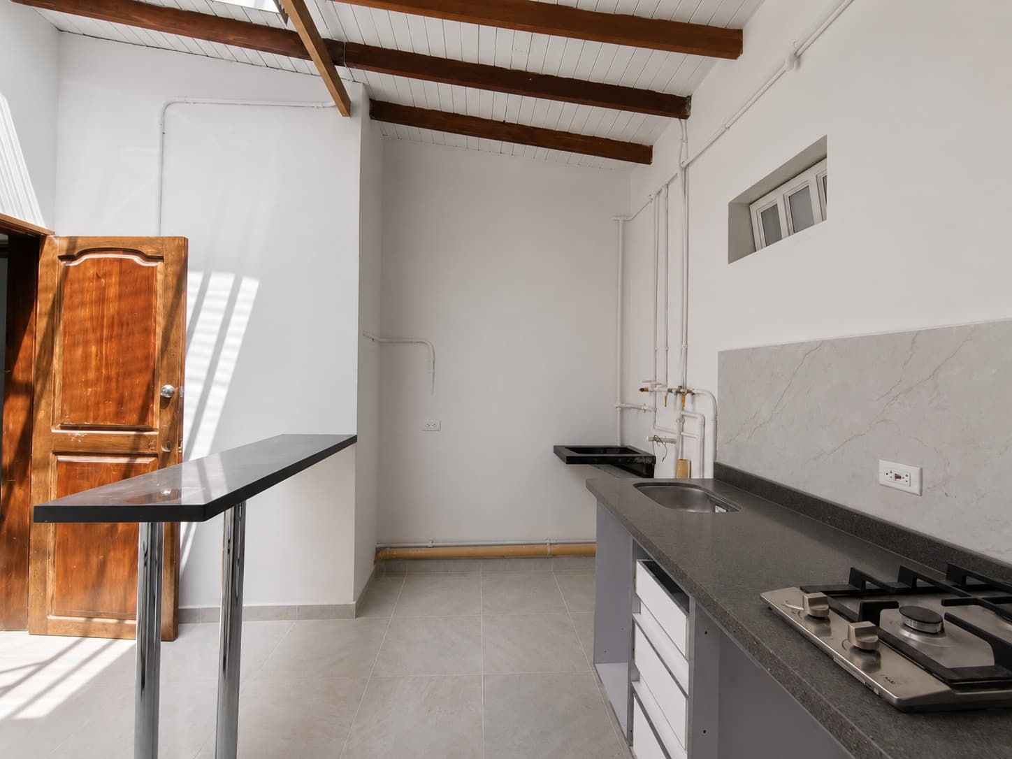 Apartamento en arriendo en Rosales, Belen, Medellín — foto 1 de 11