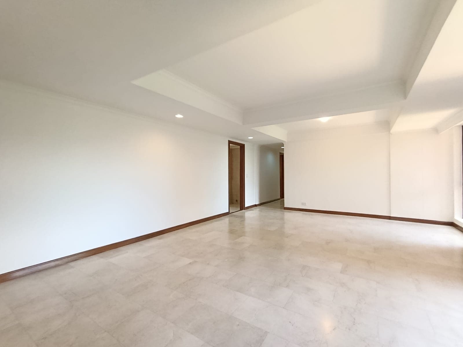 Apartamento en arriendo en Lalinde, El Poblado, Medellín — foto 2 de 20