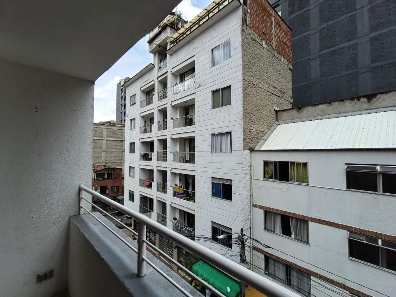 Apartamento en arriendo en Calle Larga, Sabaneta — foto 2 de 17
