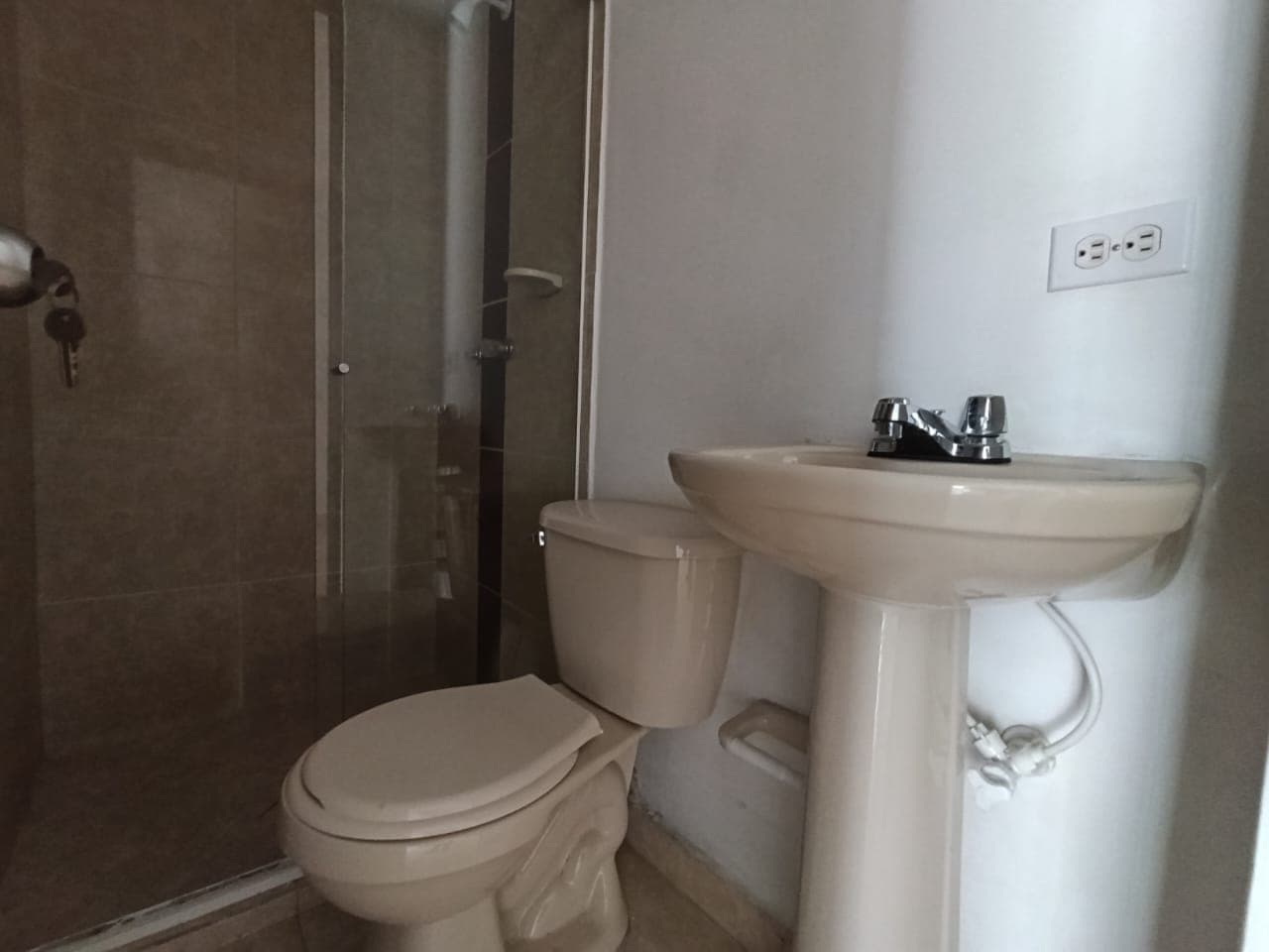 Apartamento en arriendo en Calle Larga, Sabaneta — foto 5 de 17