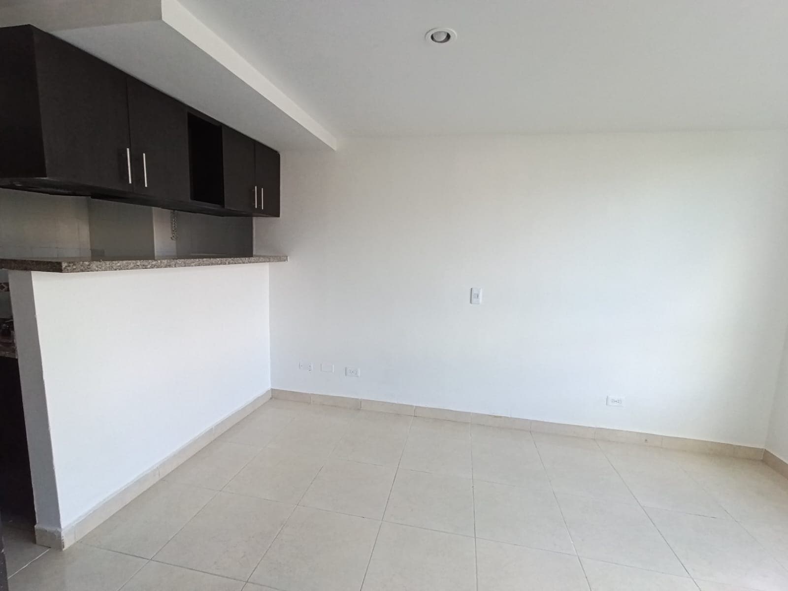 Apartamento en arriendo en El Chagualo, Centro, Medellín — foto 5 de 16