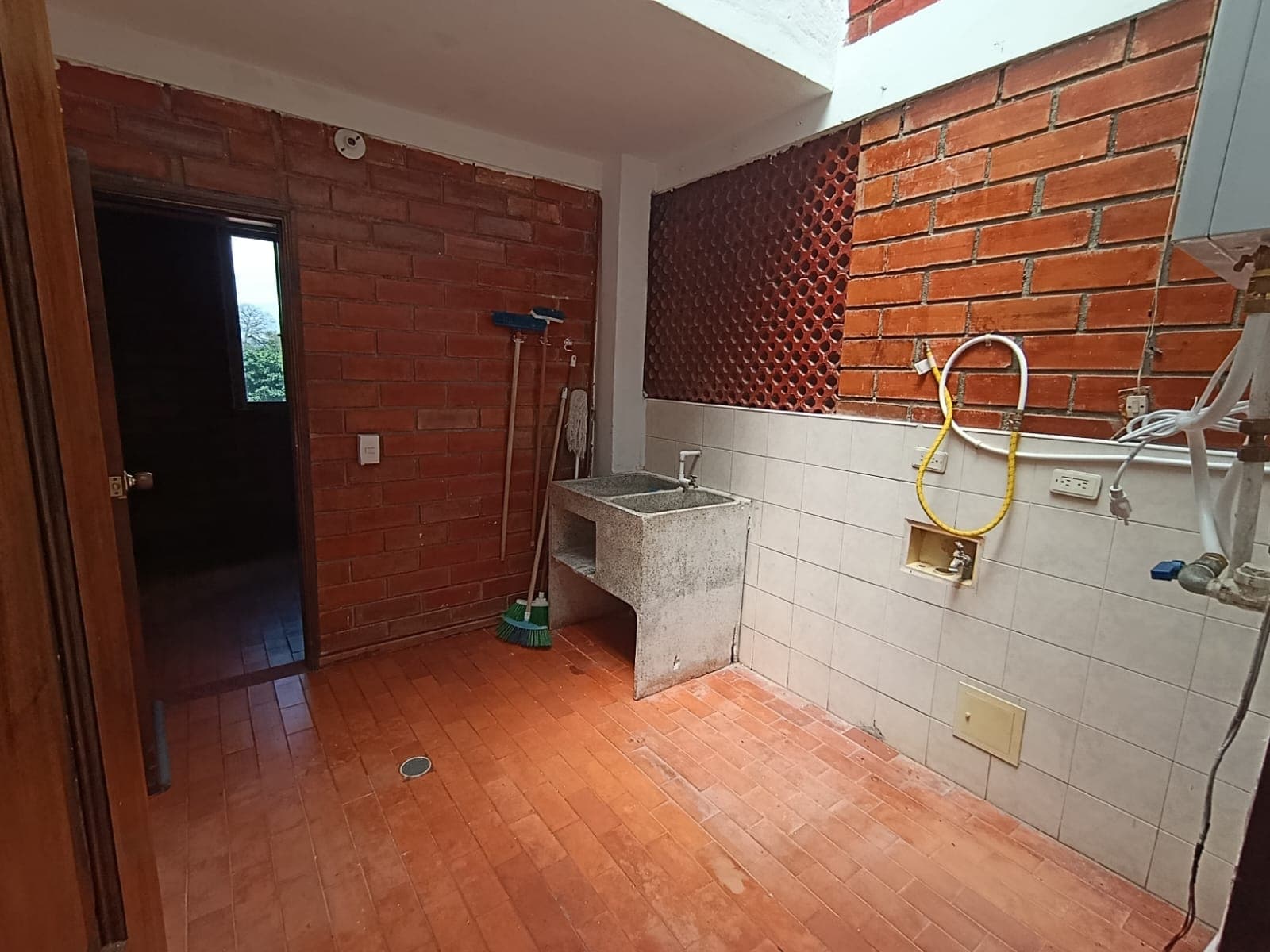 Casa Campestre en arriendo en Via Condina, Pereira — foto 2 de 17
