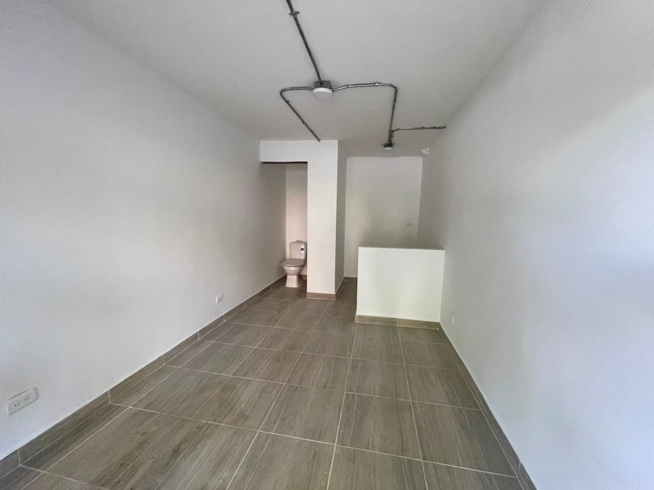 Local en arriendo en Laureles, Medellín — foto 5 de 10