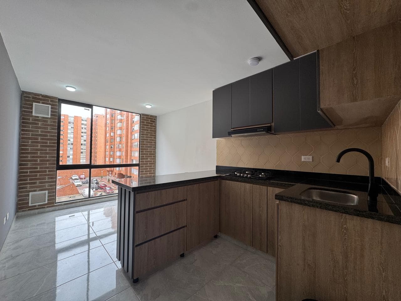 Apartaestudio en arriendo en Rincon Del Salitre, Barrios Unidos, Bogotá, D.c. — foto 2 de 15