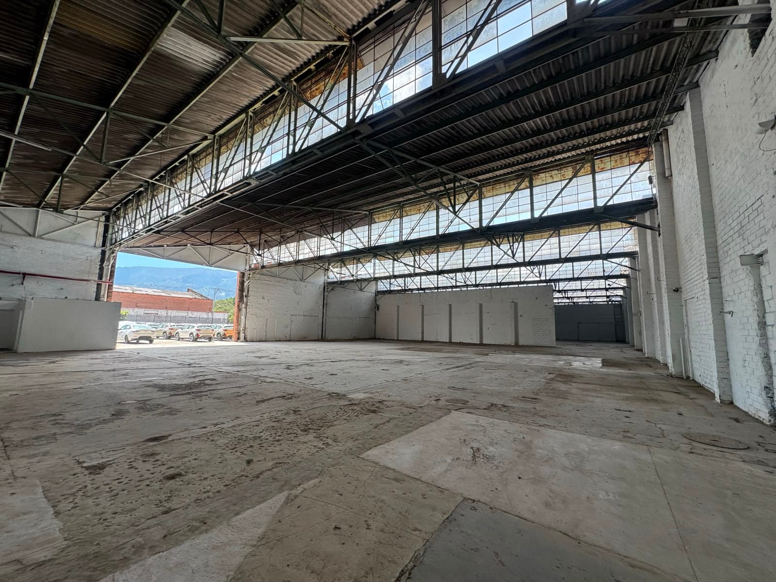 Bodega en arriendo en Simón Bolívar, Itagui — foto 1 de 9
