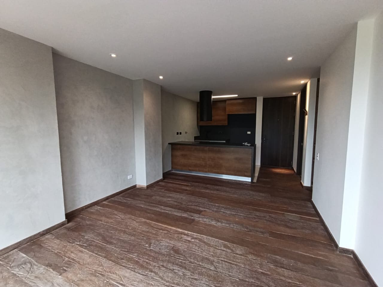 Apartamento en arriendo en Retiro — foto 3 de 13