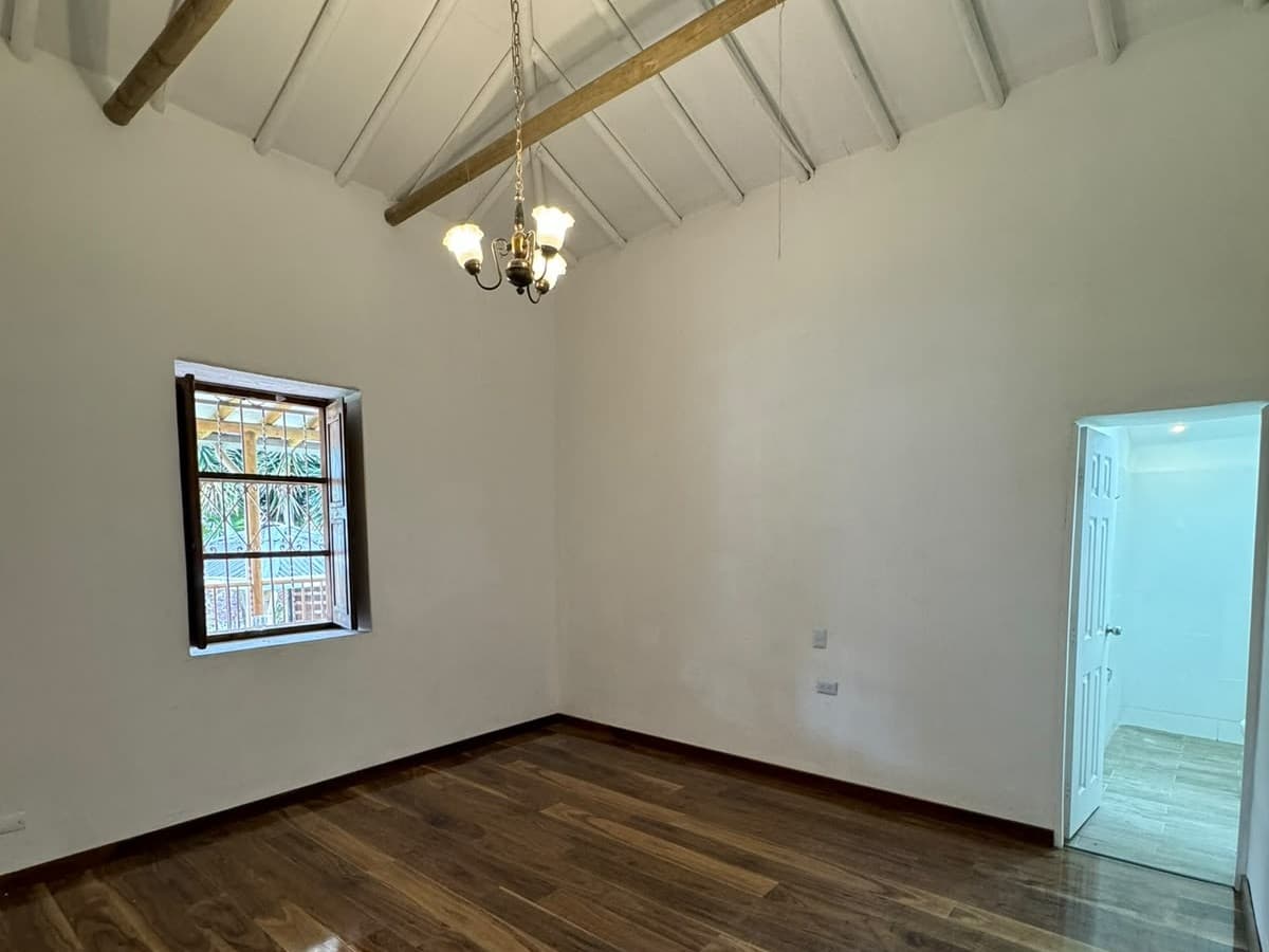 Casa Comercial en arriendo en La Tablaza, La Estrella — foto 3 de 20