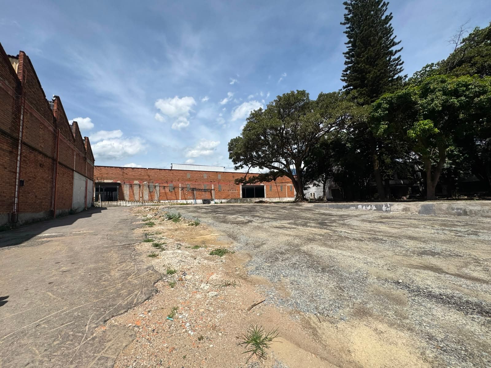 Bodega en arriendo en Simón Bolívar, Itagui — foto 1 de 18