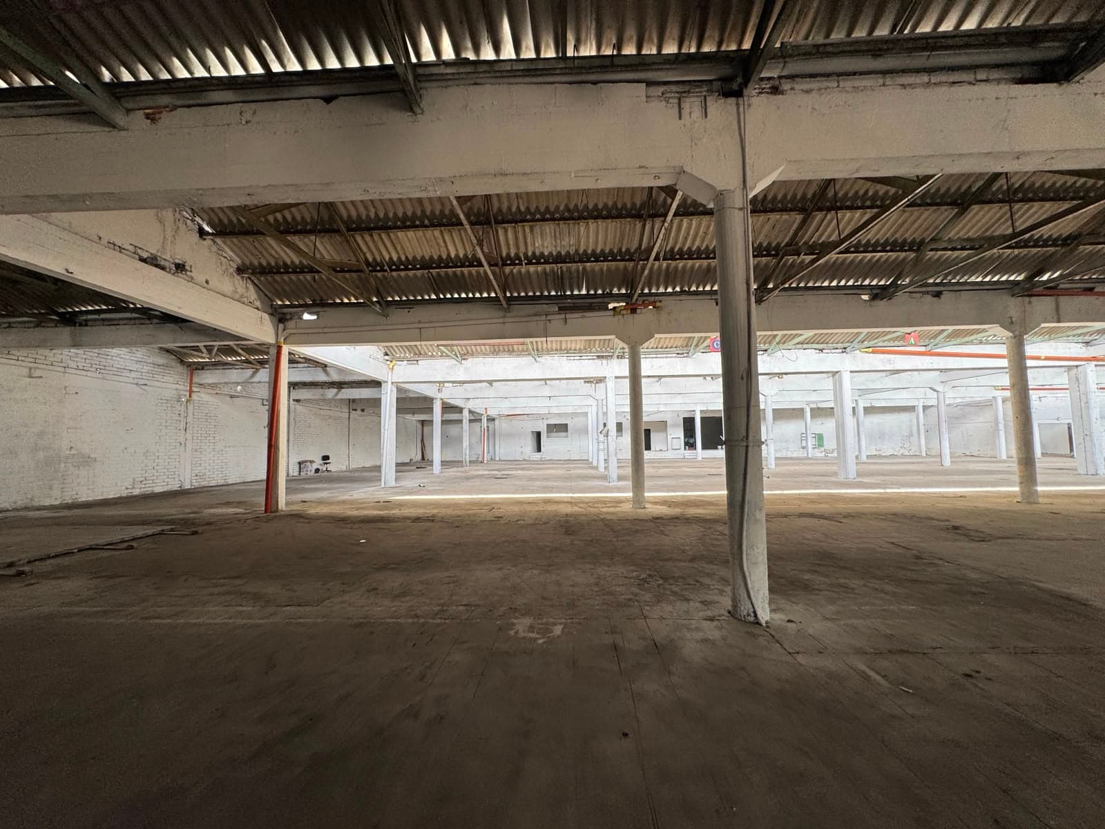 Bodega en arriendo en Simón Bolívar, Itagui — foto 2 de 18