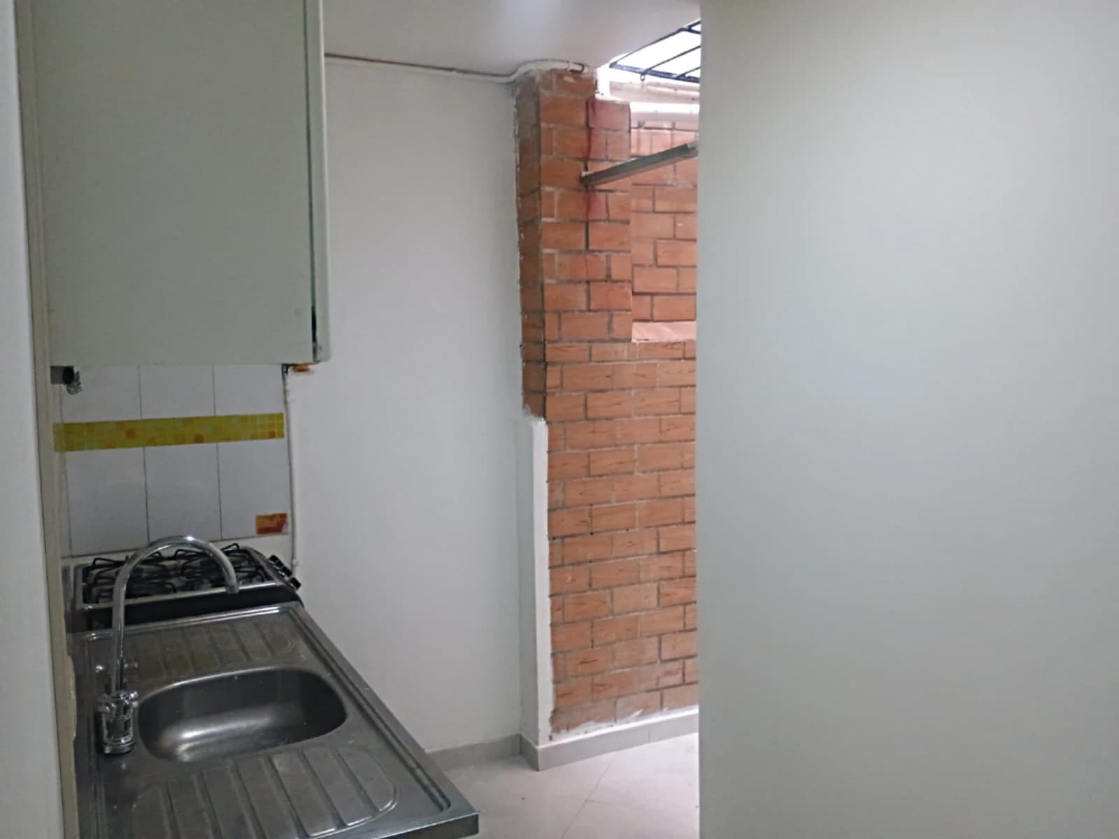 Apartaestudio en arriendo en Lorena, Laureles, Medellín — foto 3 de 8