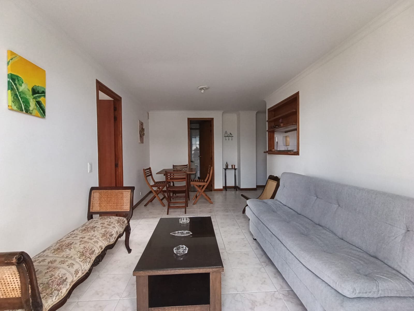 Apartamento en arriendo en Patio Bonito, El Poblado, Medellín — foto 3 de 7
