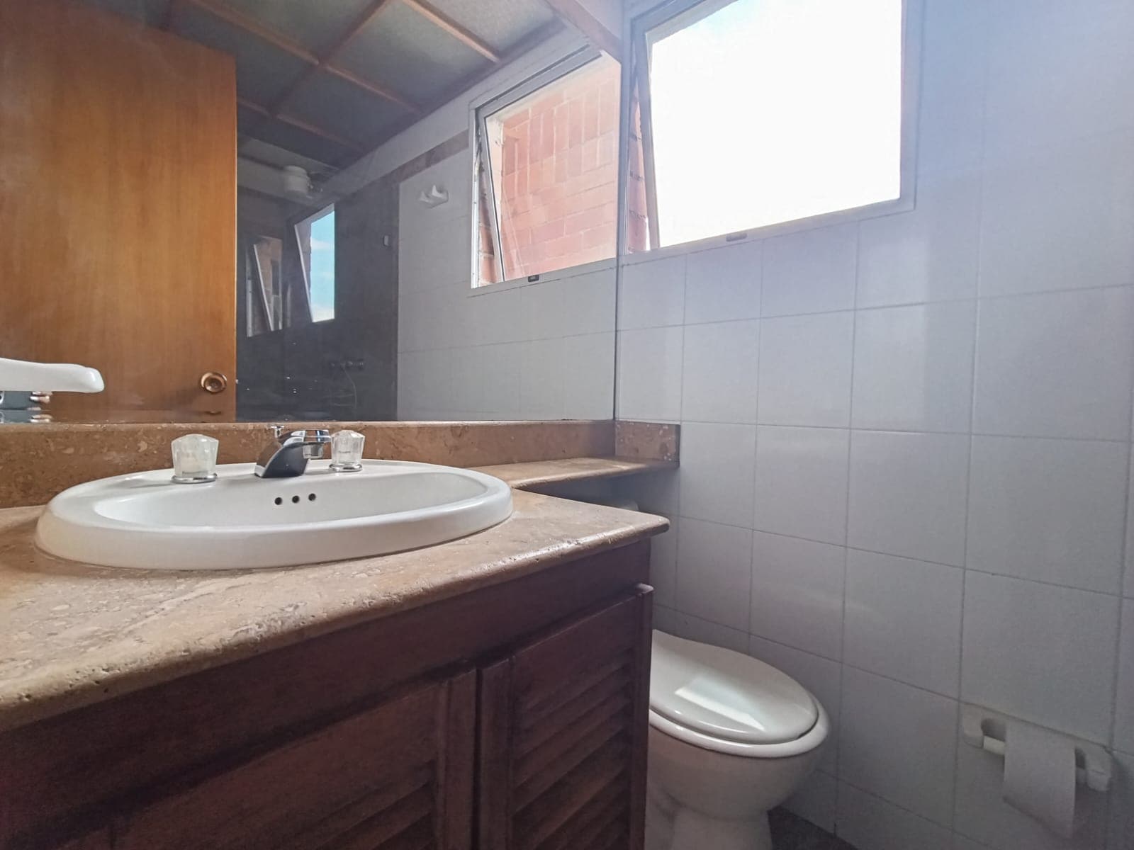 Apartamento en arriendo en Patio Bonito, El Poblado, Medellín — foto 5 de 7