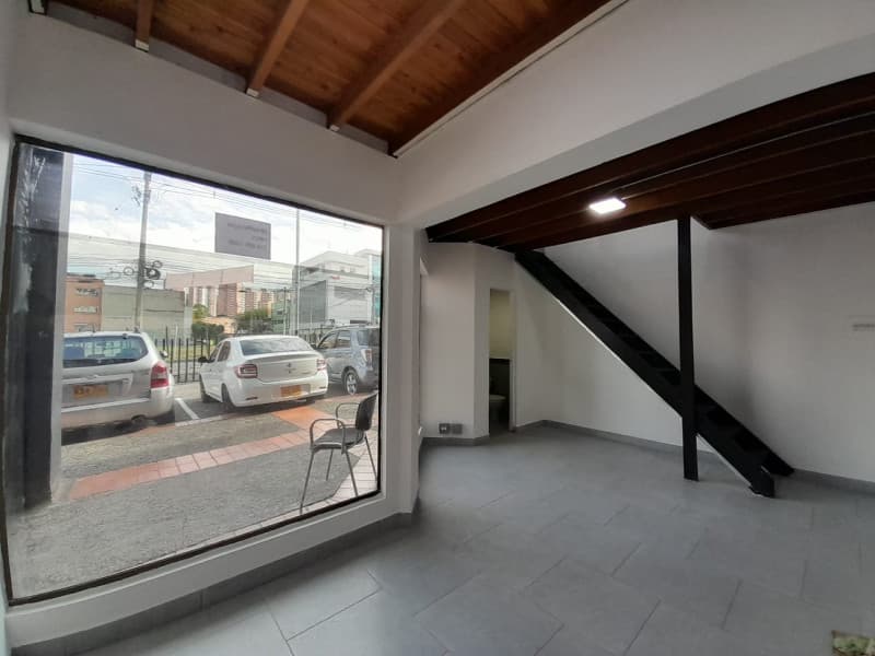 Local en arriendo en Castropol, El Poblado, Medellín — foto 4 de 6