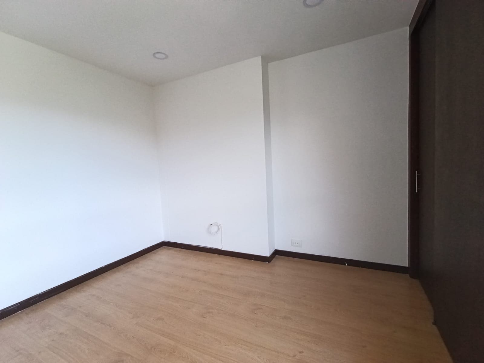 Apartamento en arriendo en La Asomadera, El Poblado, Medellín — foto 5 de 13