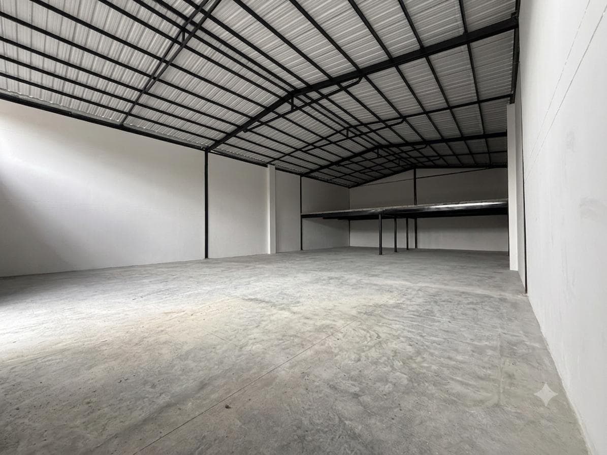 Bodega en arriendo en Centro, Pereira — foto 1 de 10