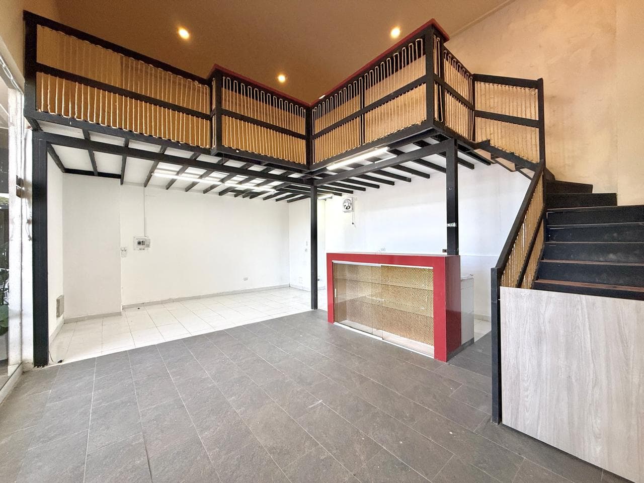 Local en arriendo en Cerritos, Pereira — foto 1 de 9