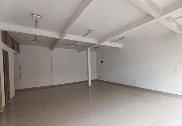Local en arriendo en Parque De, Envigado — foto 5 de 9