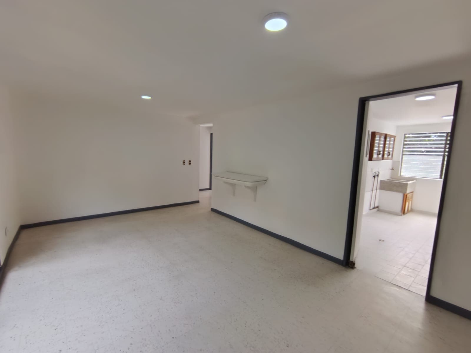 Apartamento en arriendo en Almería, La America, Medellín — foto 2 de 20