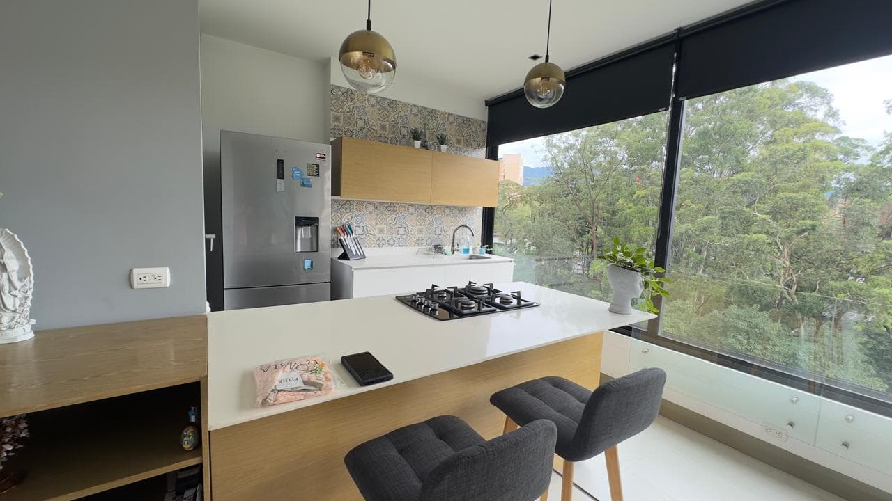 Apartaestudio en arriendo en San Lucas, El Poblado, Medellín — foto 2 de 13