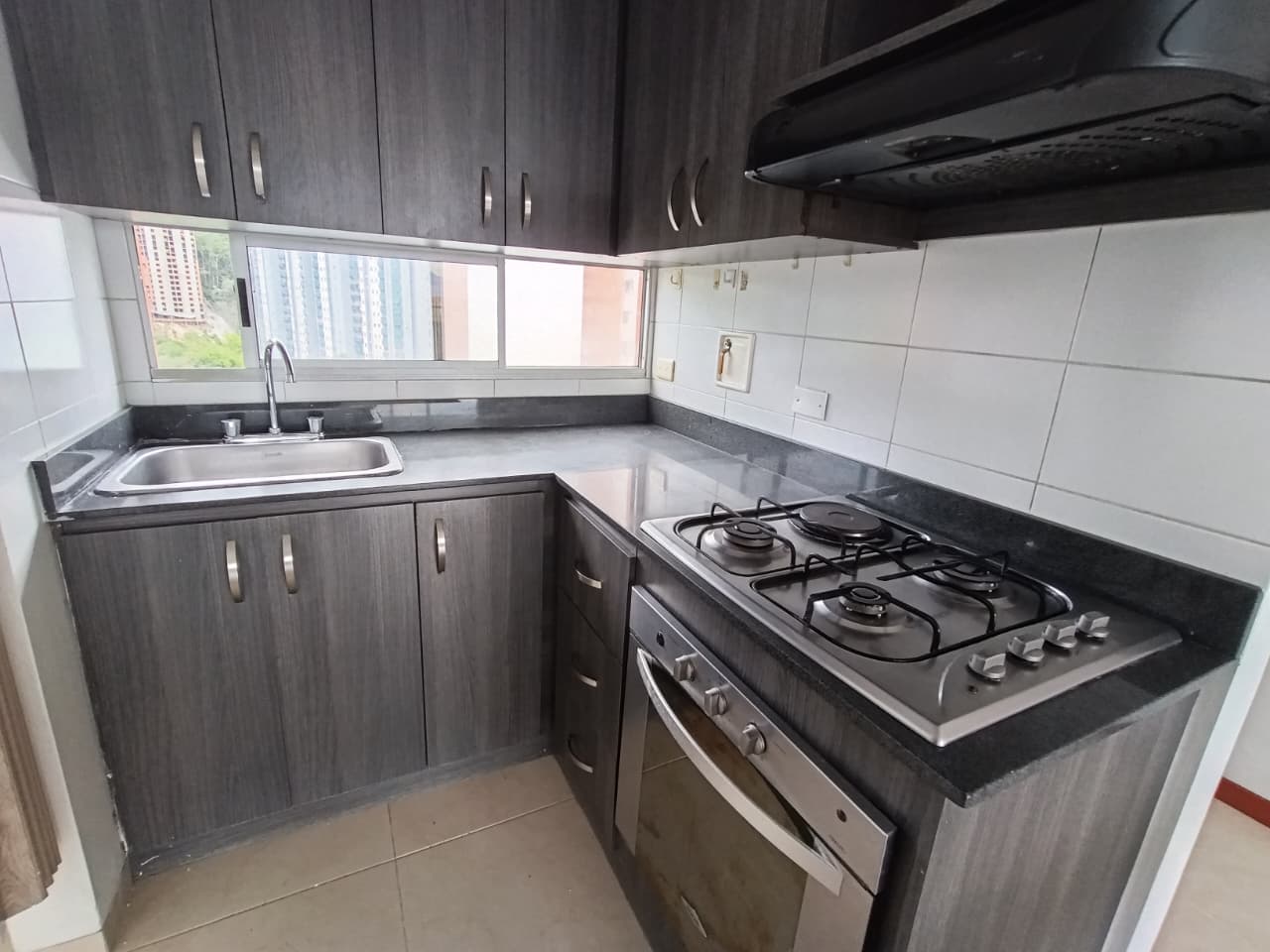 Apartamento en arriendo en Holanda, Sabaneta — foto 5 de 10