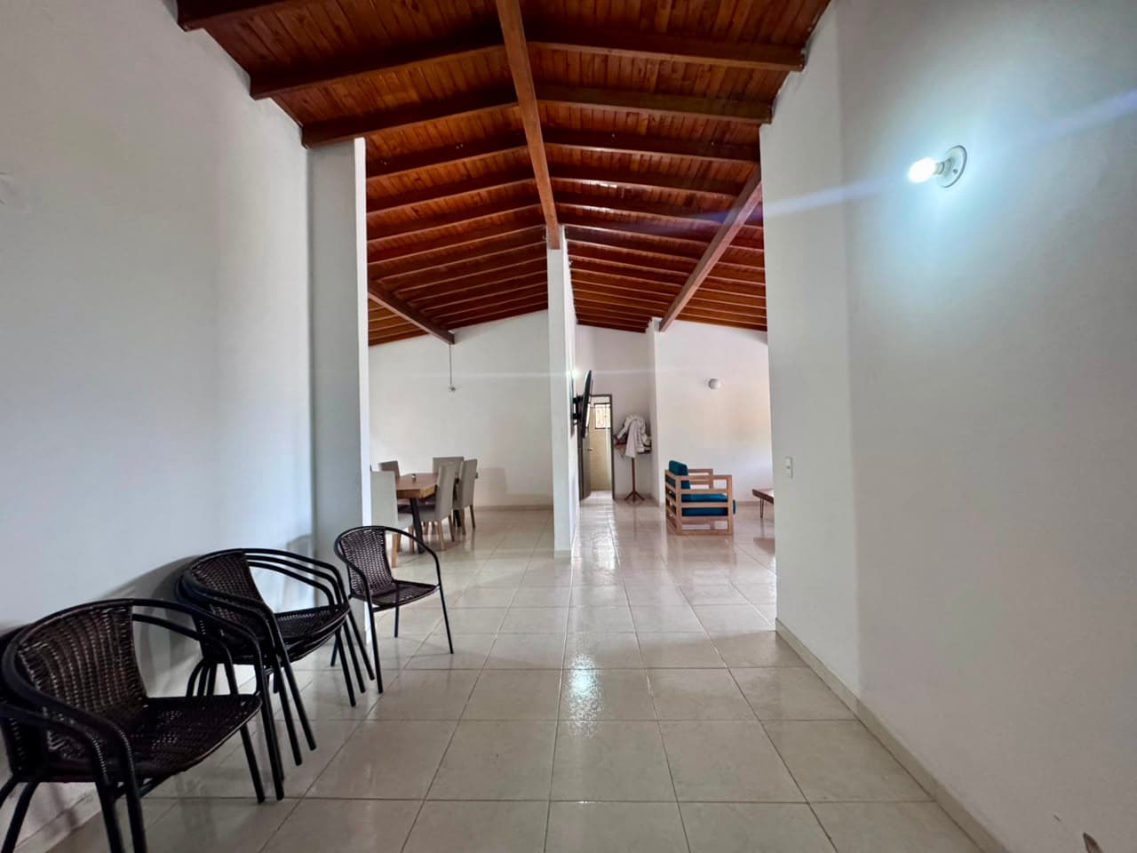 Casa Campestre en arriendo en La Mina, Envigado — foto 3 de 19