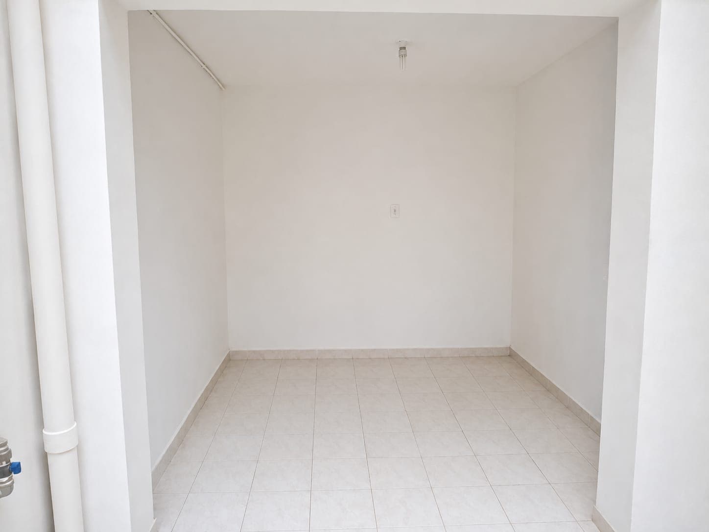 Casa Comercial en arriendo en Simón Bolívar, La America, Medellín — foto 5 de 15