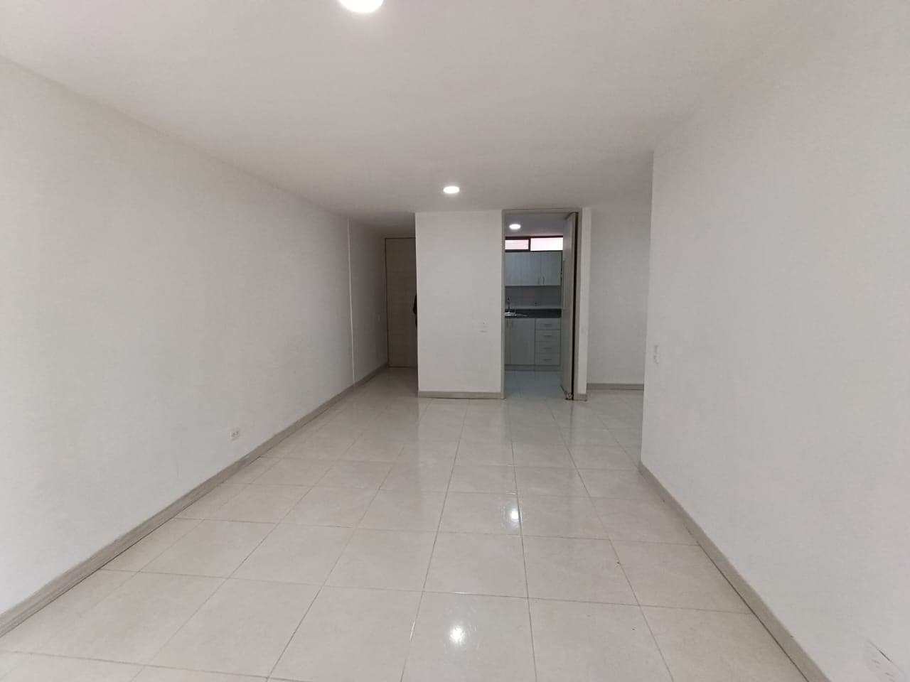 Apartamento en arriendo en Jardines, Envigado — foto 4 de 20