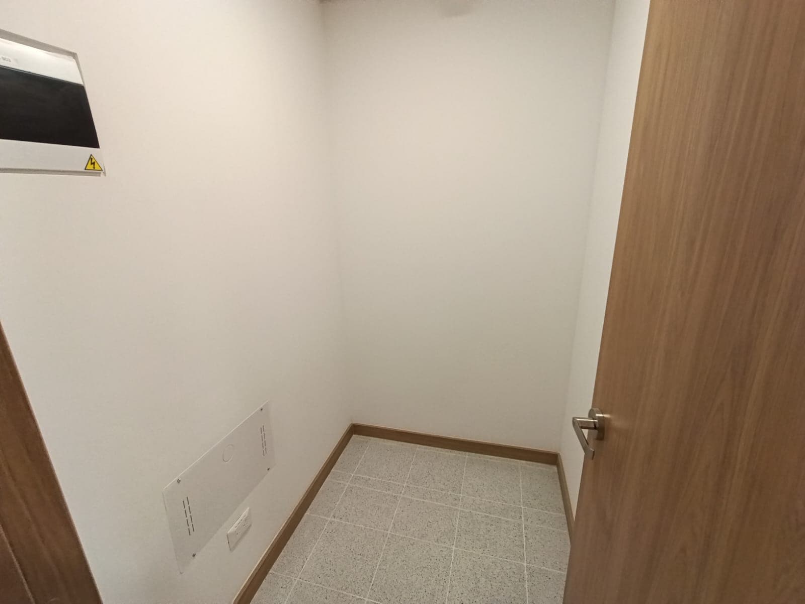 Consultorio en arriendo en Los Pinos, La America, Medellín — foto 2 de 11