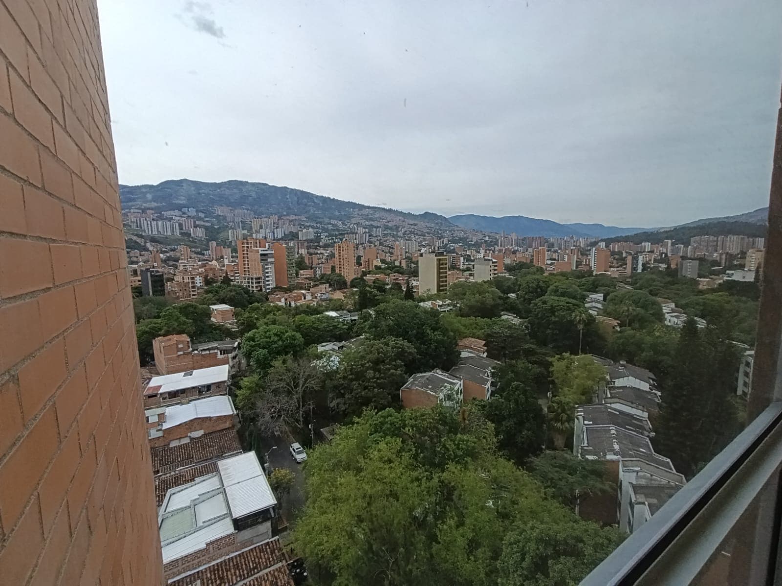 Consultorio en arriendo en Los Pinos, La America, Medellín — foto 4 de 11