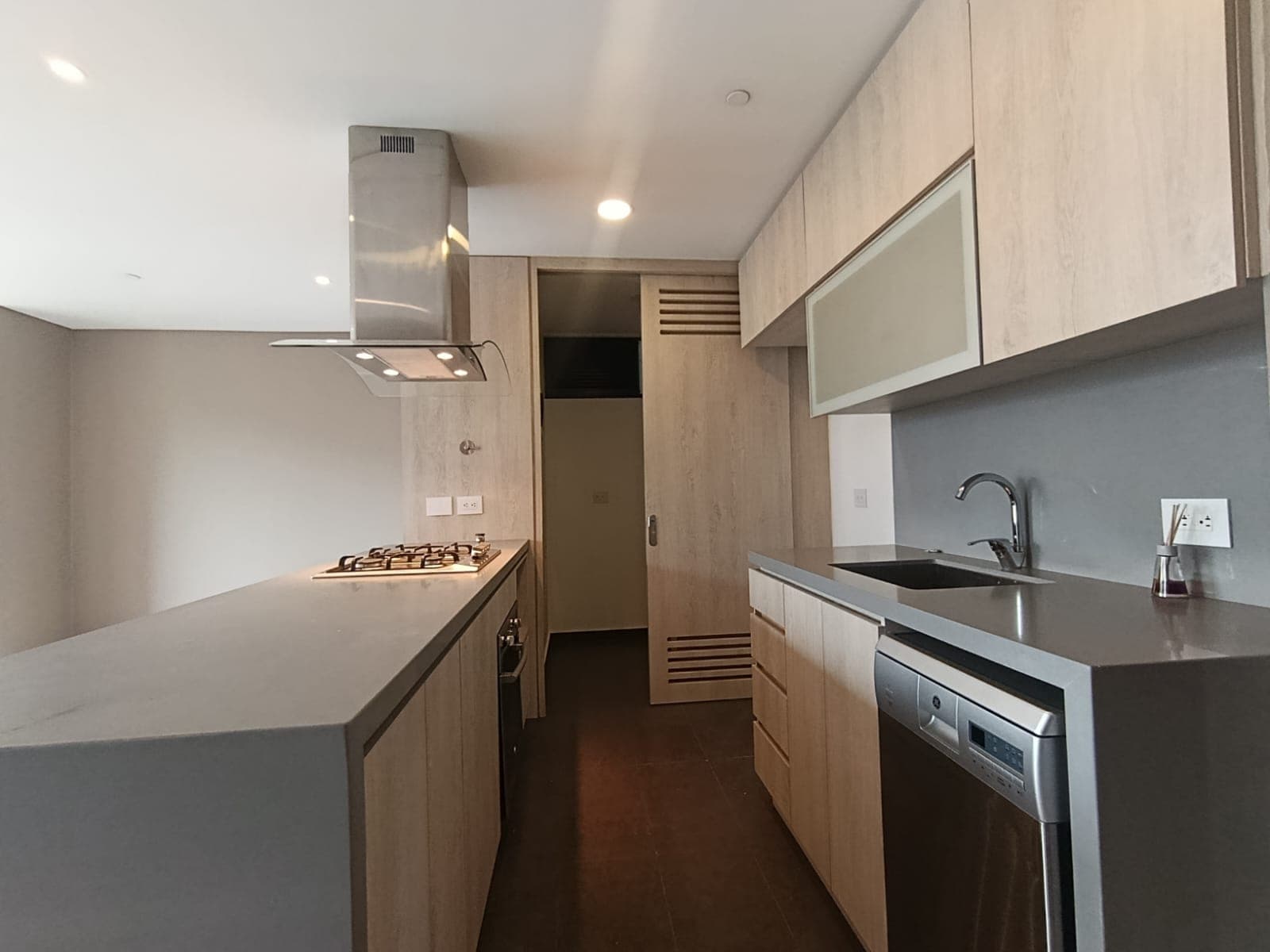 Apartamento en arriendo en El Poblado, Medellín — foto 2 de 20