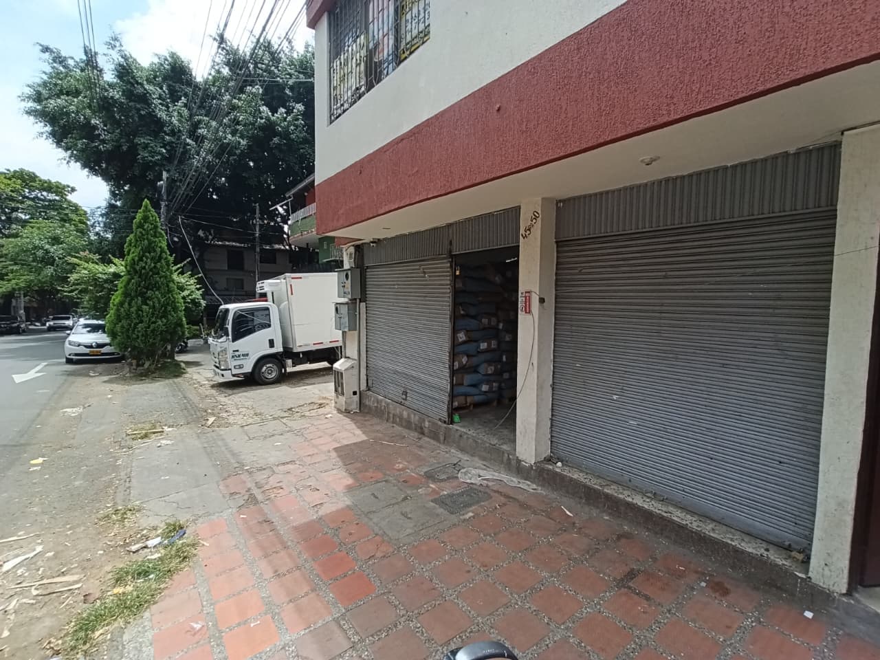 Local en arriendo en La Floresta, La America, Medellín — foto 2 de 7