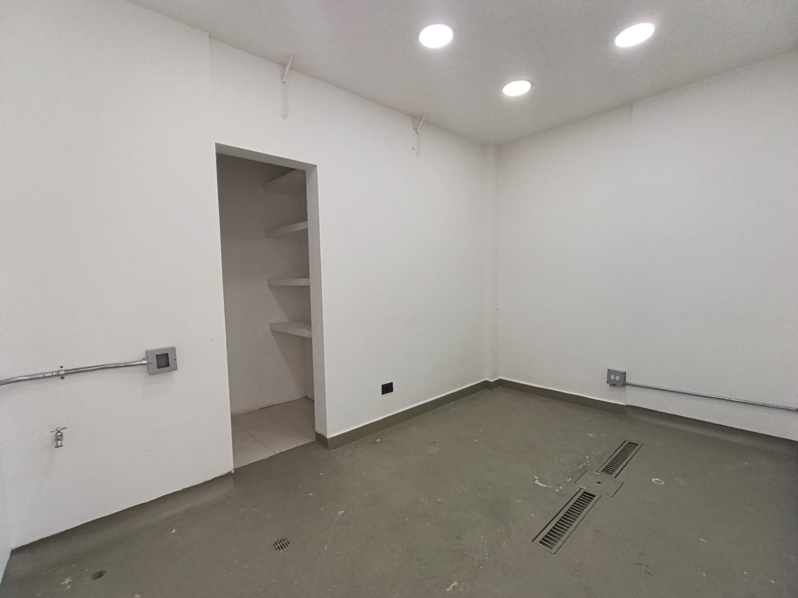 Local en arriendo en Loma Del Escobero, Envigado — foto 5 de 14