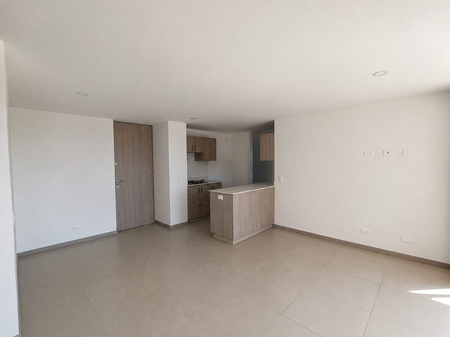 Apartamento en arriendo en Los Colegios, Rionegro — foto 1 de 8