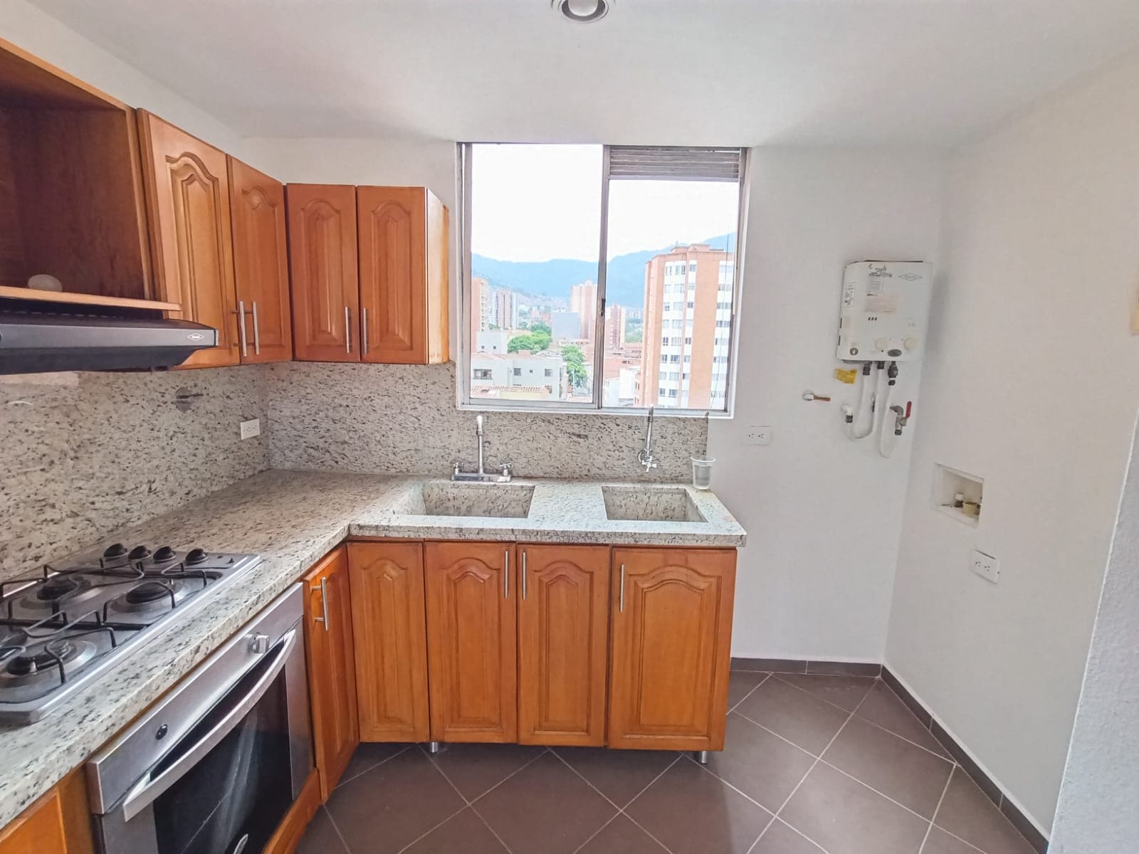 Apartamento en arriendo en Boston, Centro, Medellín — foto 5 de 19