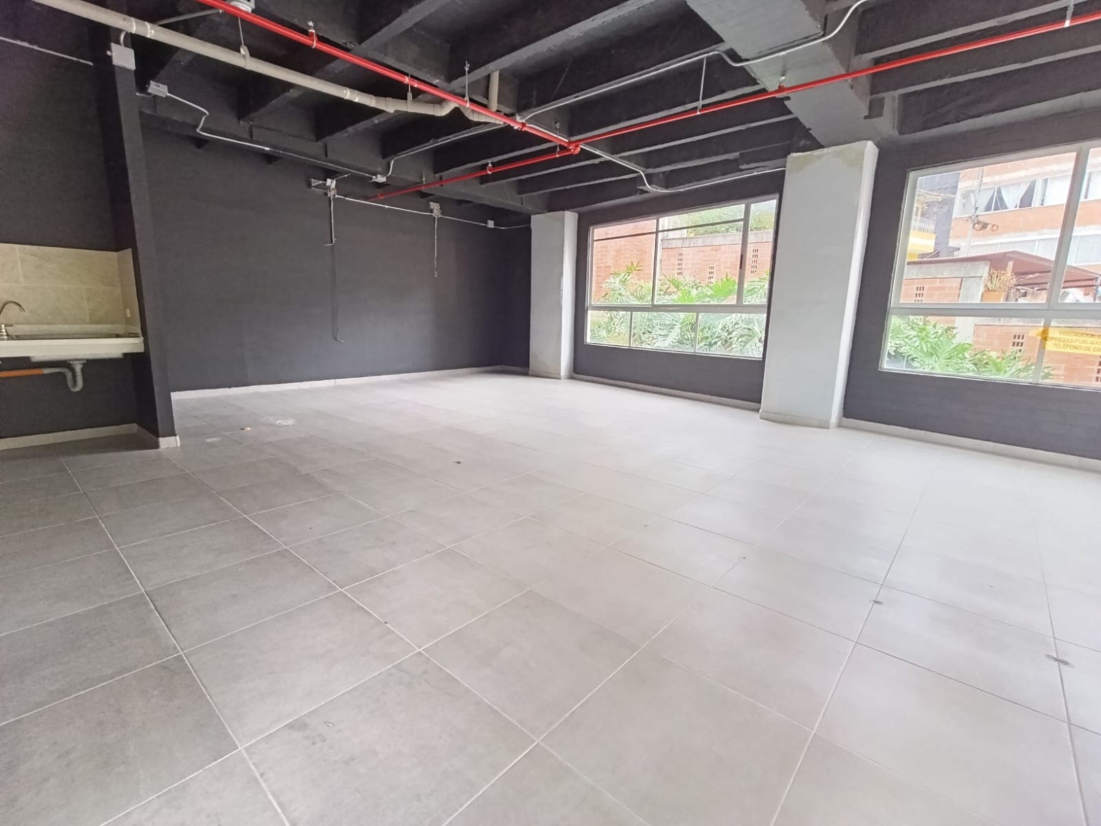 Local en arriendo en El Chinguí, Envigado — foto 5 de 8