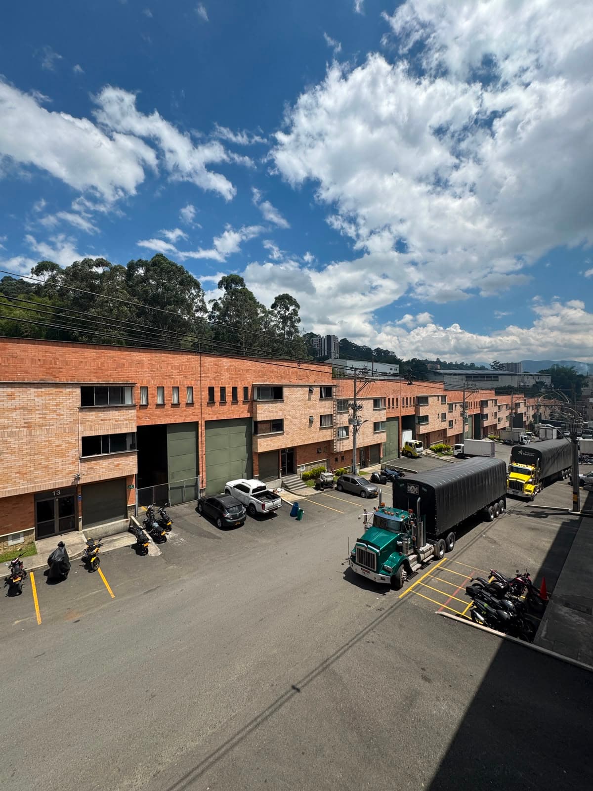 Bodega en arriendo en La Tablaza, La Estrella — foto 1 de 8
