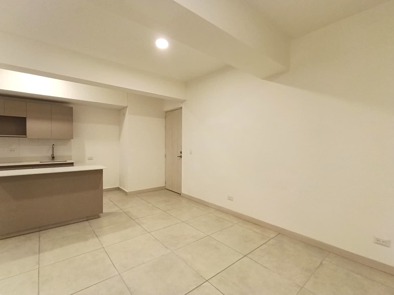 Apartamento en arriendo en Jardines, Envigado — foto 2 de 20