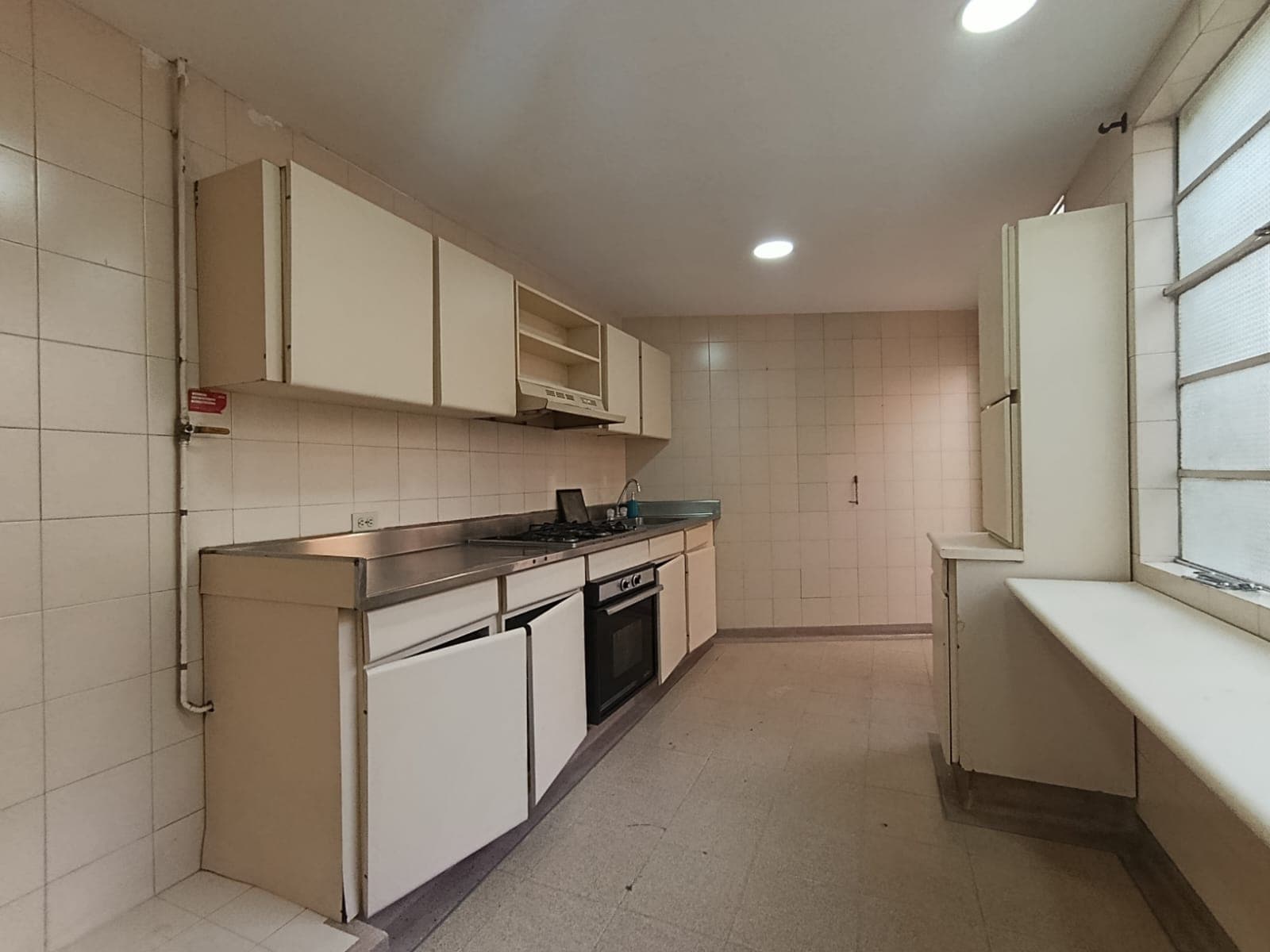 Casa Vivienda en arriendo en El Salvador, Centro, Medellín — foto 2 de 20