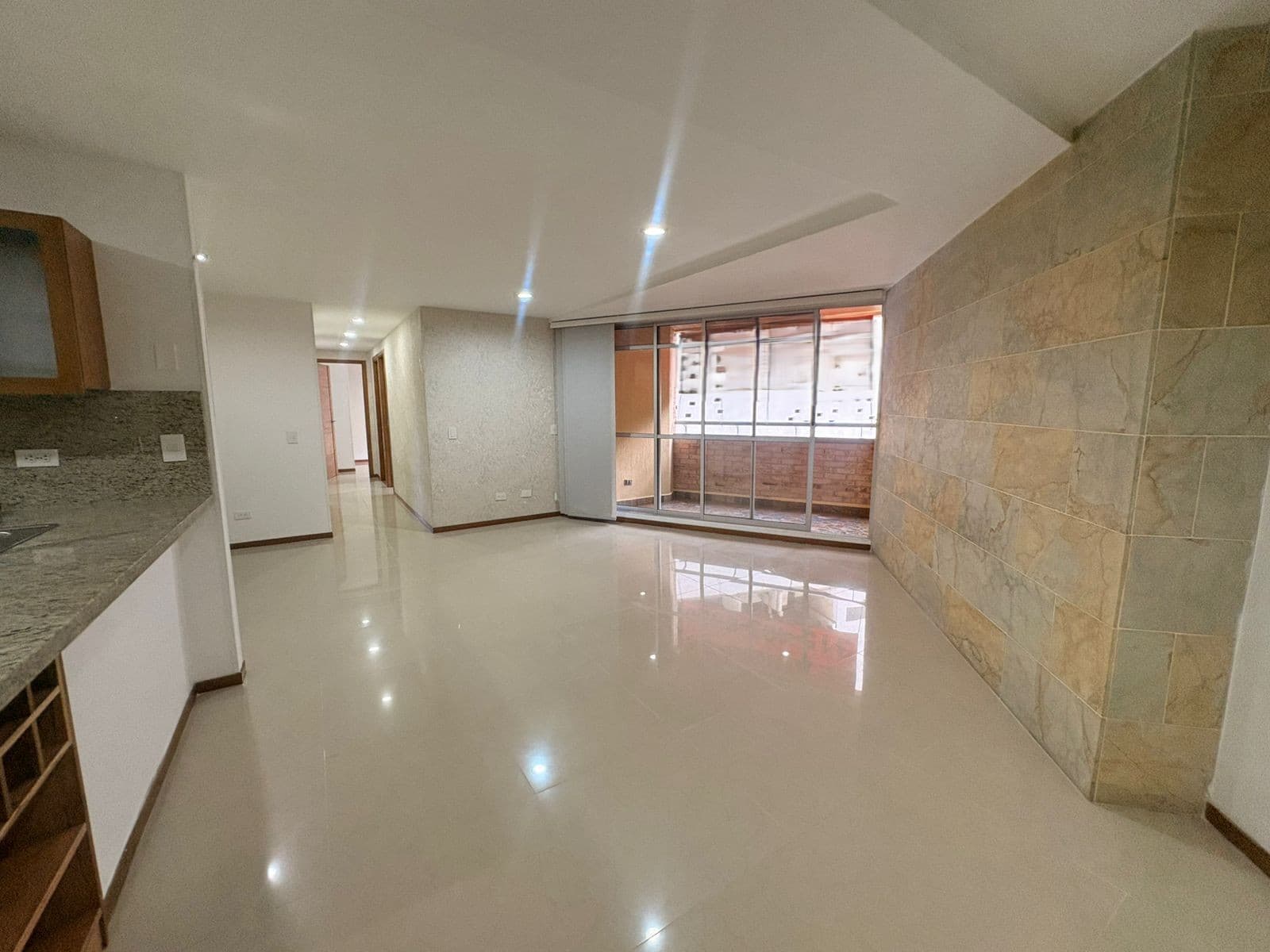 Apartamento en arriendo en Aves María, Sabaneta — foto 2 de 12