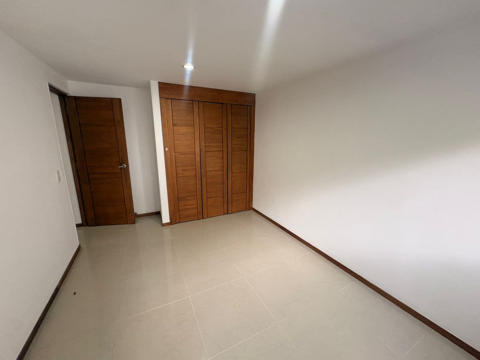 Apartamento en arriendo en Aves María, Sabaneta — foto 3 de 12