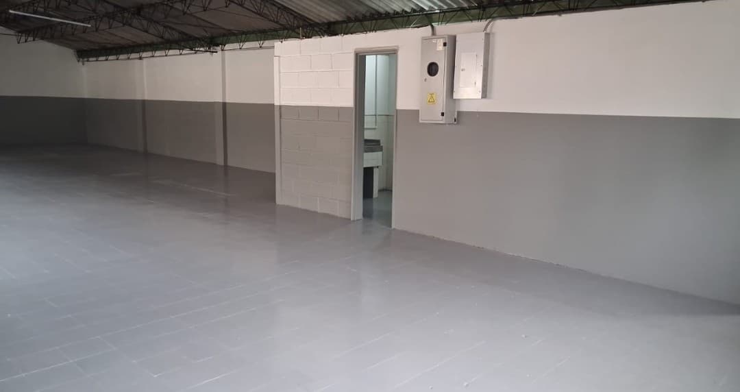Bodega en arriendo en Barrio Colombia, El Poblado, Medellín — foto 2 de 9