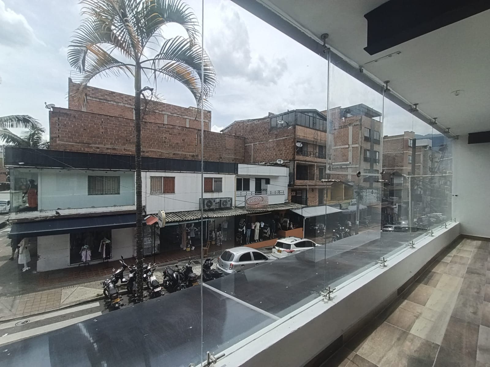 Local en arriendo en Centro De La Moda, Itagui — foto 3 de 14