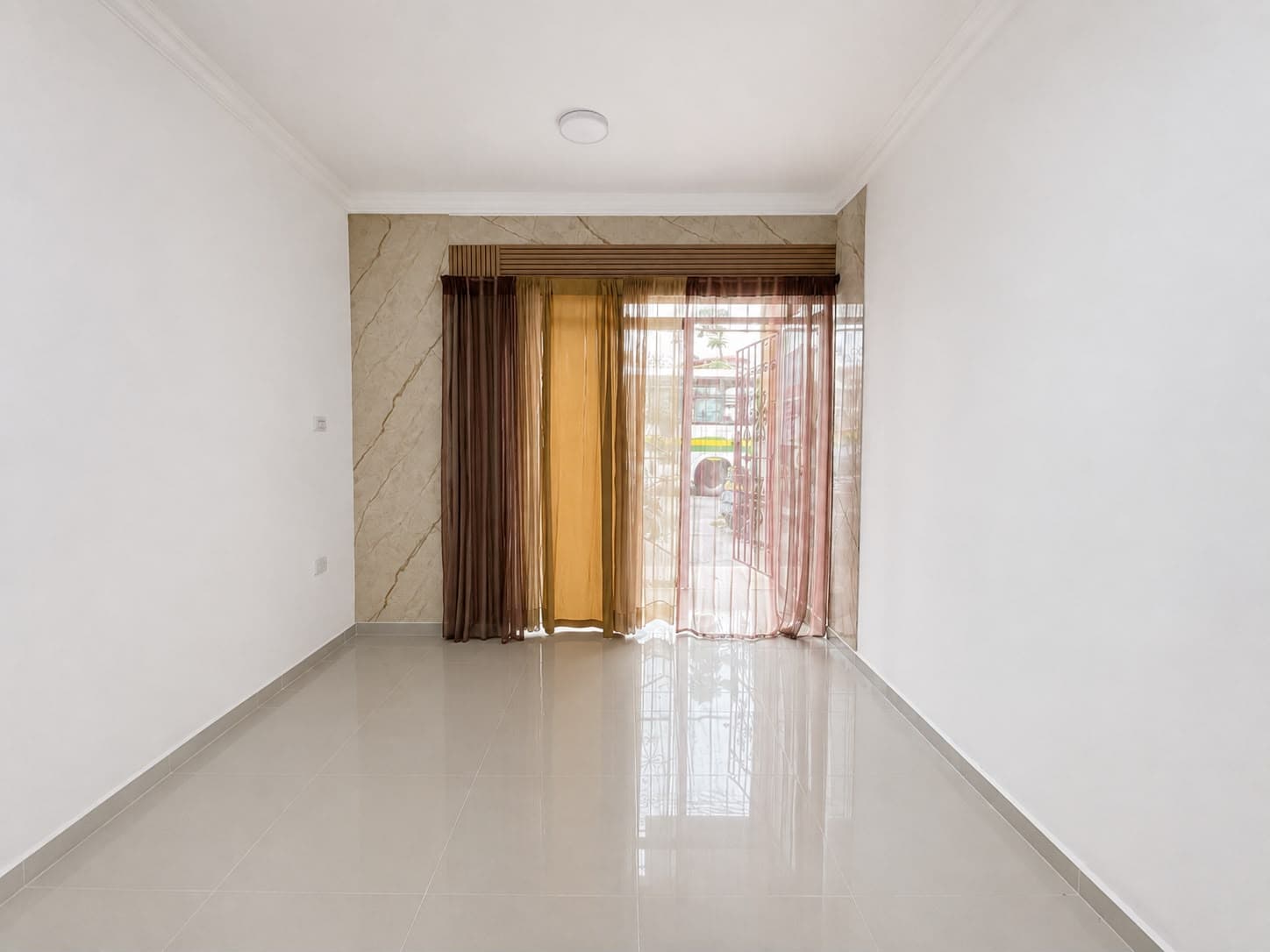 Casa Vivienda en arriendo en La Gloria, Belen, Medellín — foto 1 de 13