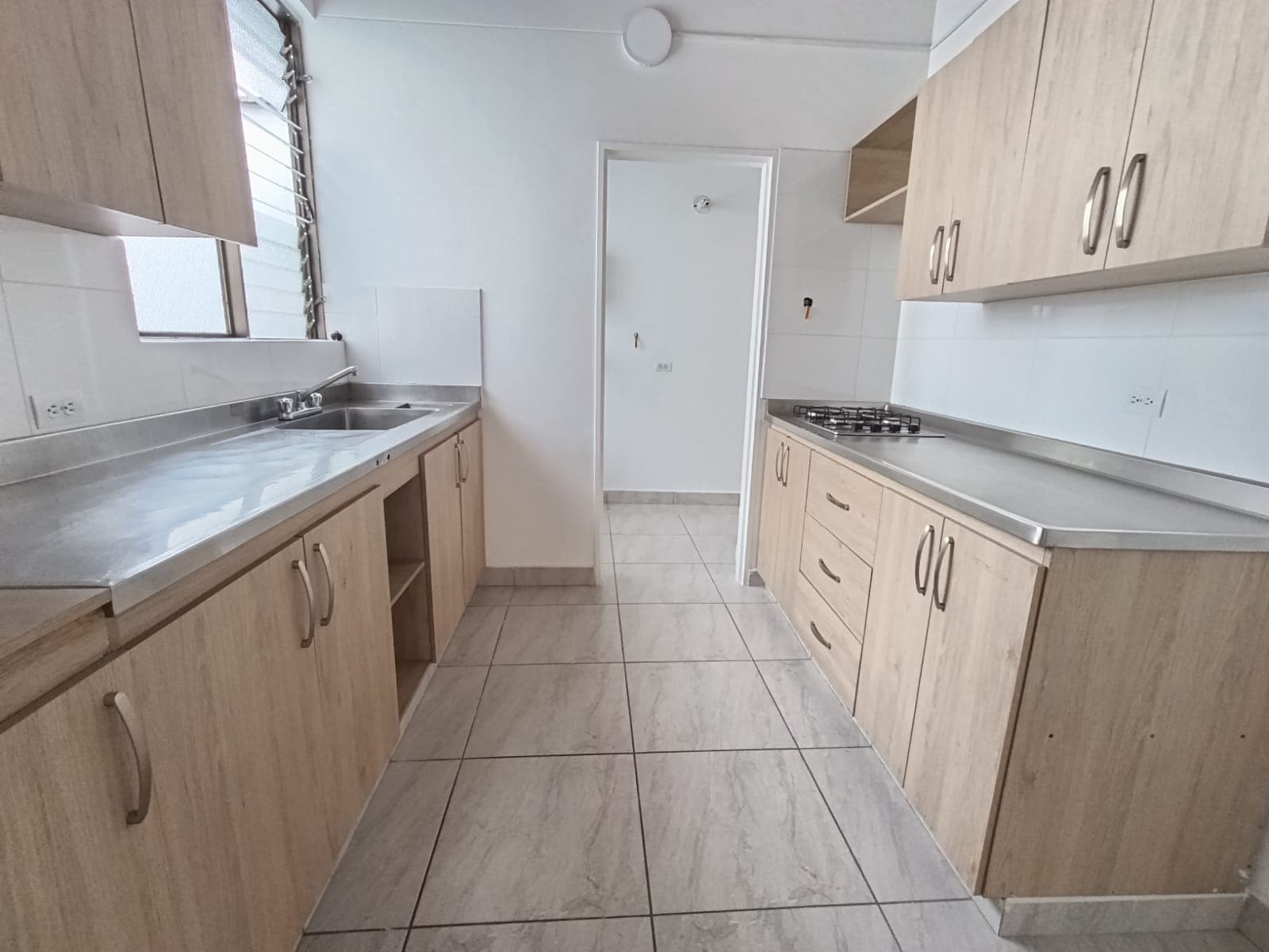 Apartamento en arriendo en Barrio Mesa, Envigado — foto 1 de 12